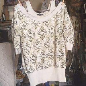 Off The Shoulders cute shirt